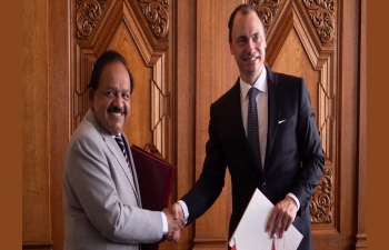 MoU on S&T Cooperation between India and Denmark signed by Minister for Science & Technology, Dr. Harsh Vardhan and Minister for Higher Education & Science, Mr. Tommy Ahlers on 22 May 2018 in Copenhagen