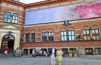 Ambassador Pooja Kapur had a fruitful exchange with the Director of the Natural History Museum and Botanical Garden of Denmark, Prof. Peter C. Kjærgaard. They discussed cooperation in the fields of #biodiversity, #conservation, etc. #IndiaDenmark #dkculture