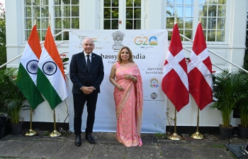 India’s #77thIndependenceDay was celebrated with a grand reception hosted by Ambassador Pooja Kapur and Mr. Ashwani Aggarwal, at India House in Copenhagen. Speaker of the Danish Parliament, H.E. Soren Gade graced the occasion as Chief Guest.