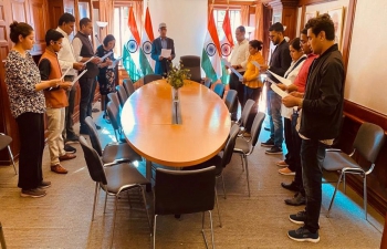 On the occasion of Sadbhavana Diwas officials of the Embassy of India in Copenhagen, took a pledge to promote National Integration and Communal Harmony among people of all religions, languages and regions.