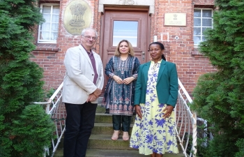 Ambassador Pooja Kapur was delighted to welcome Prof. Morten Meldal, Nobel Laureate in Chemistry 2022 & Head of the Centre of Evolutionary Chemical Biology at University of Copenhagen, at the Embassy. Scientific cooperation is an important upcoming area of India-Denmark cooperation.